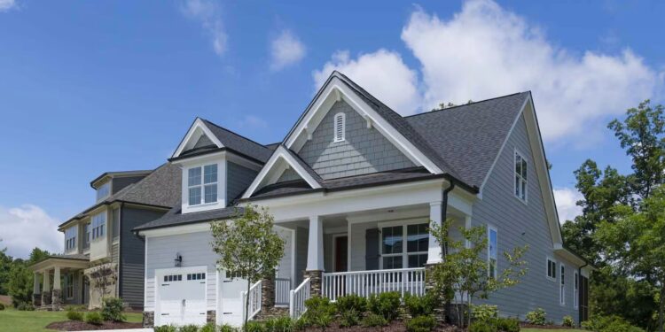 Choosing the Best Local Roofing and Siding Companies: A Comprehensive Guide